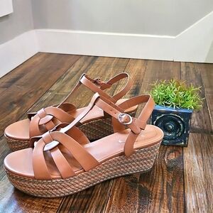 Bandolino Women's Tan Wedge‎ Heel Espadrille Strappy Sandals. Size 11